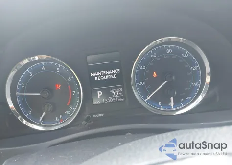 2018 Toyota Corolla Le из США, поврежденный, VIN 5YFBURHE0JP848369